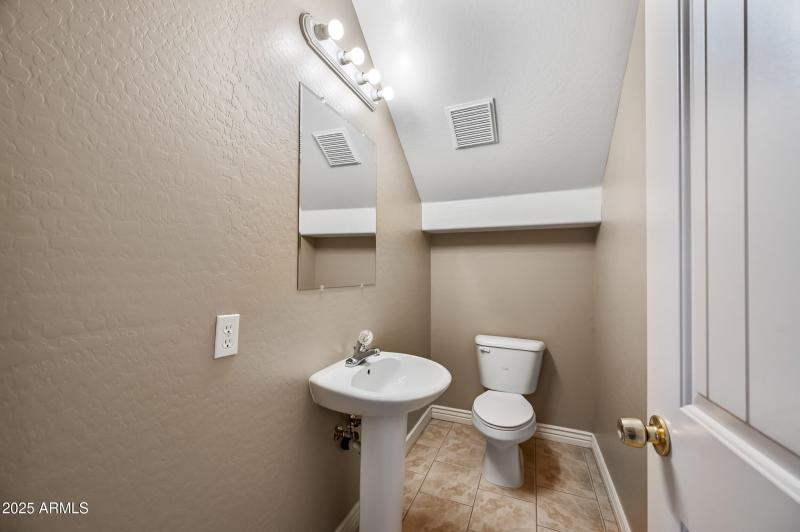 ocupix-3808 S 339th Ave-7