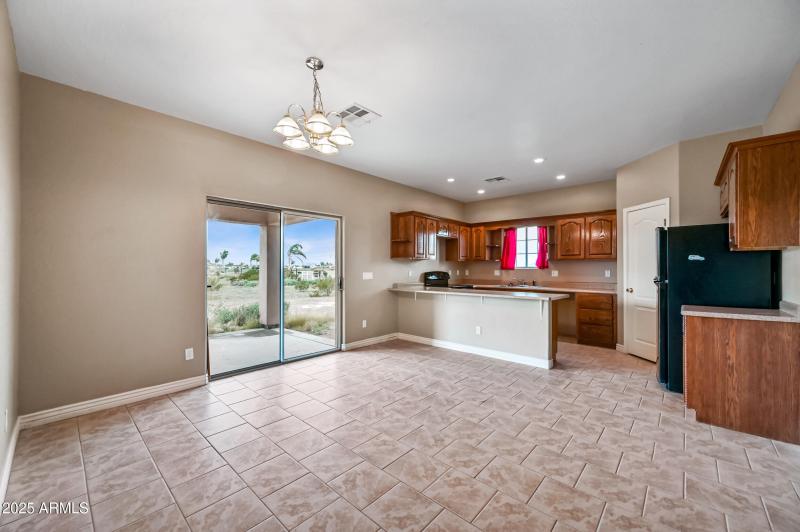 ocupix-3808 S 339th Ave-8