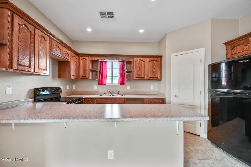 ocupix-3808 S 339th Ave-9