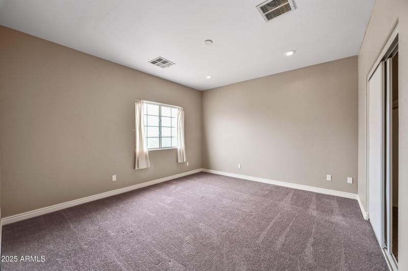 ocupix-3808 S 339th Ave-22