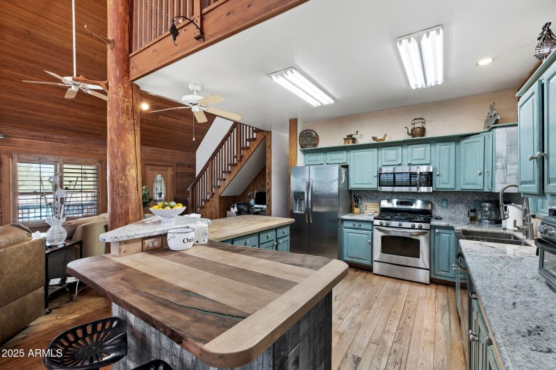 014_28216 N 148th St