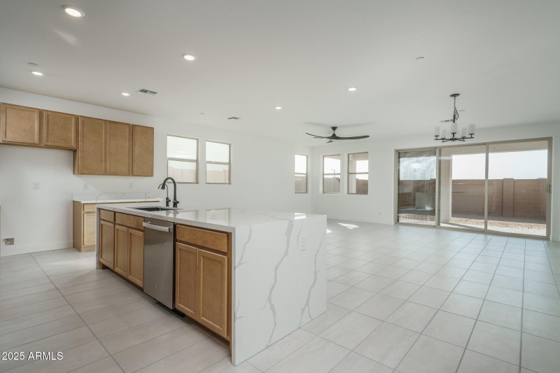 3) KITCHEN