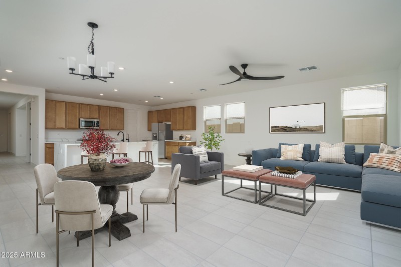 7A) DINING TO GREAT ROOM
