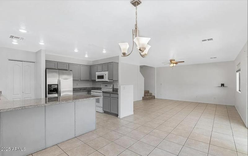 321cbb92a9325376e85f72a020083482-uncropp