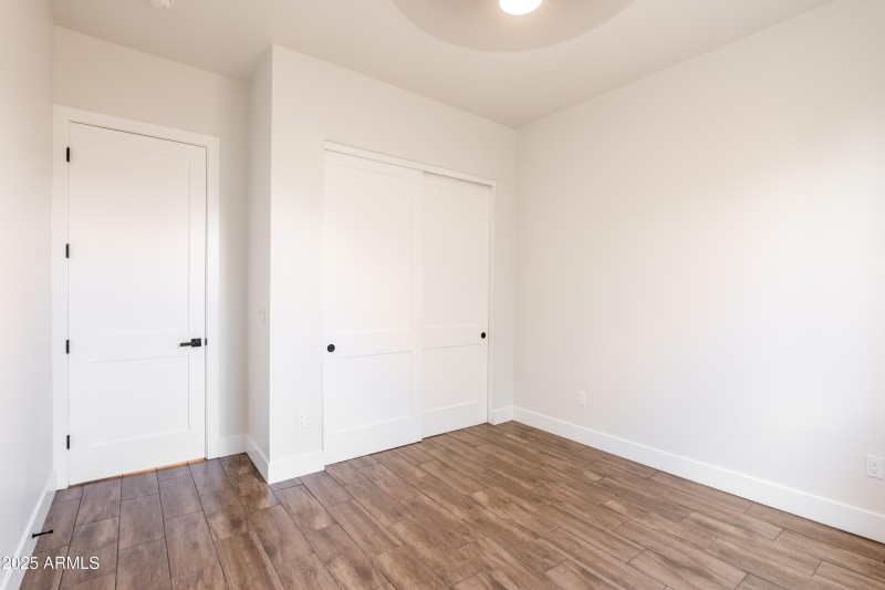 Bedroom 1 (2)