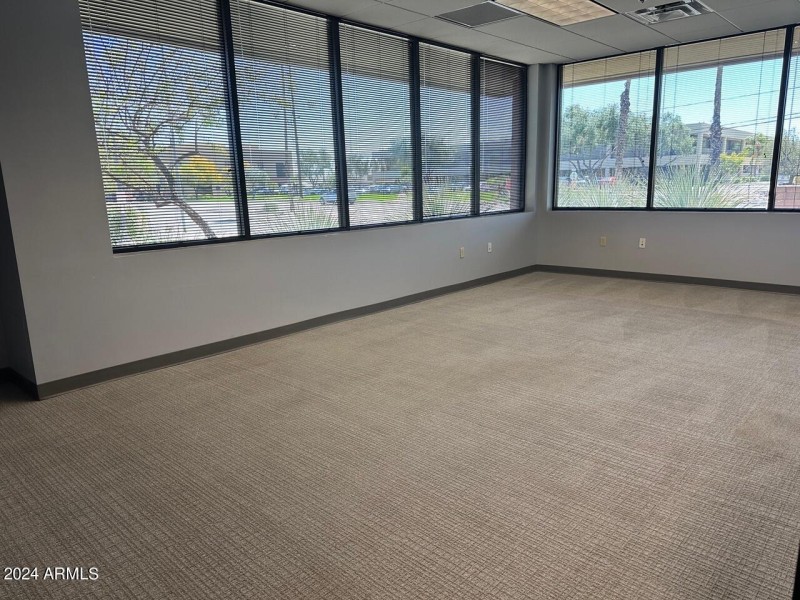 Suite B - Corner Office