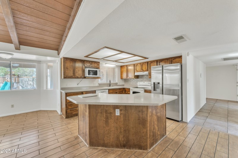 Kitchen island