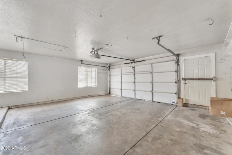 Garage 1