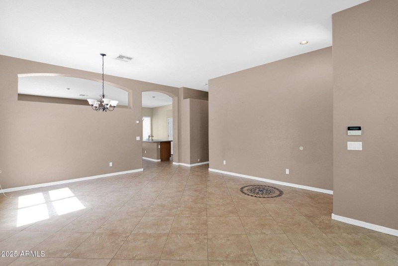 7-web-or-mls-P1235269