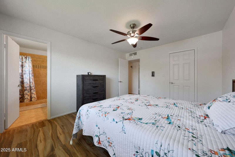 Guest Bedroom 1 Ensuite