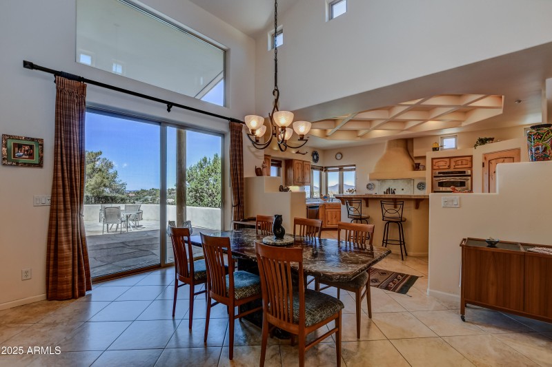 Dining Area 1