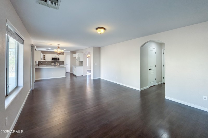 GreatroomKitchen