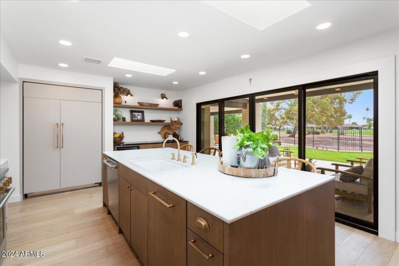 19-1141 N Oro Vista