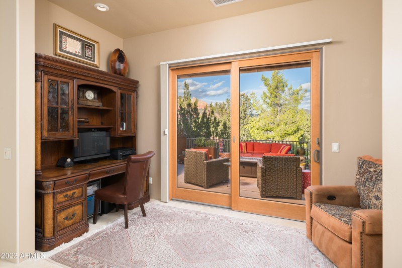 Bonus Room & Office