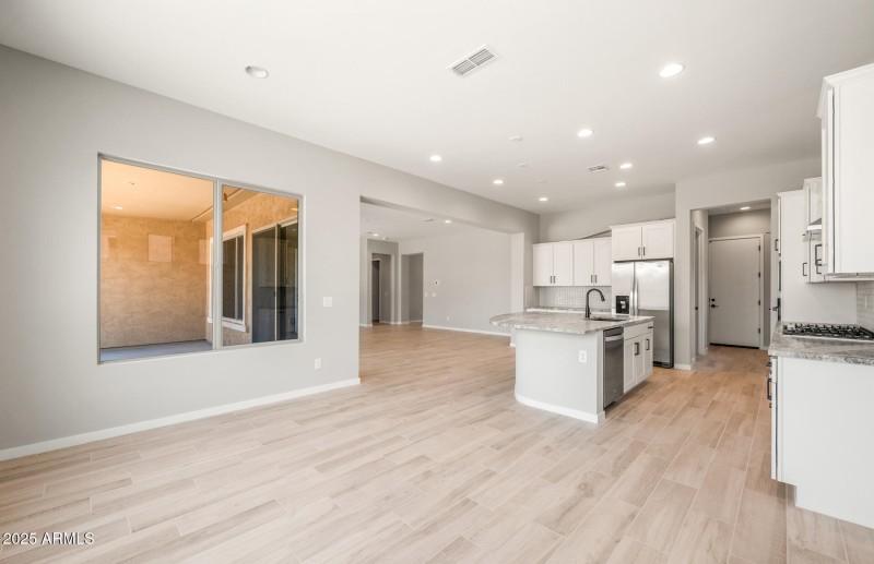 Cafe/Kitchen