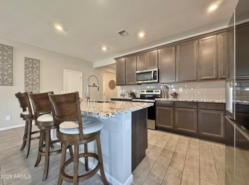 Breakfast bar