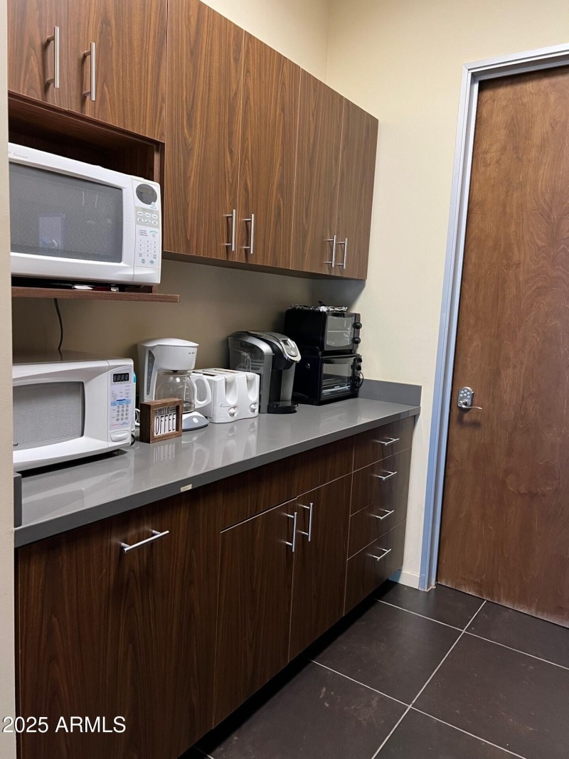 Kitchen 4