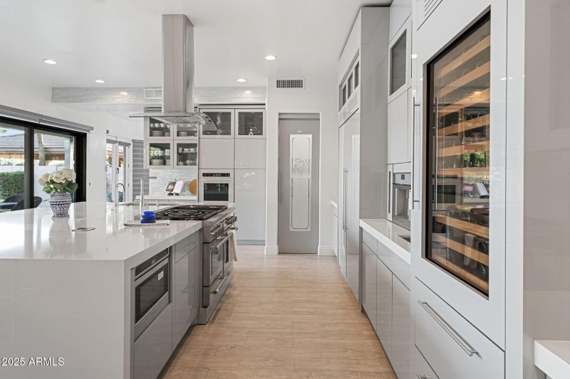 Chef's kitchen