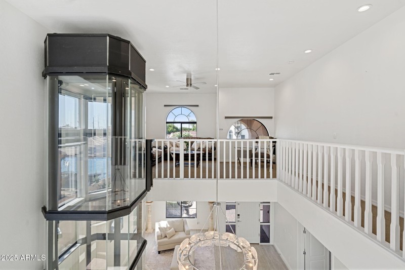Loft-den