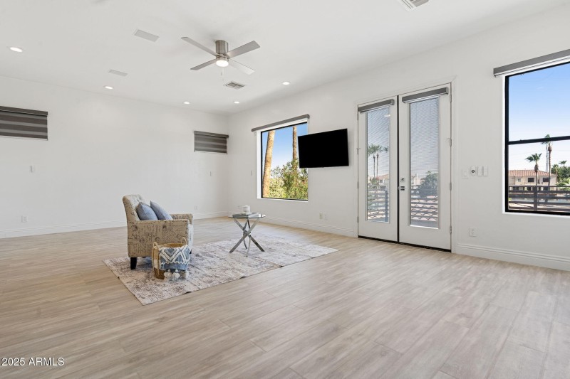Primary suite bedroom