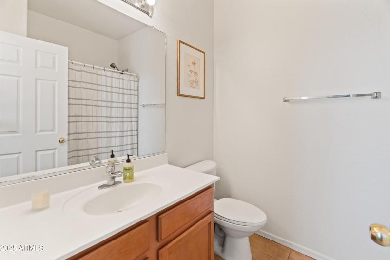 17056 W Bristol Ln-4
