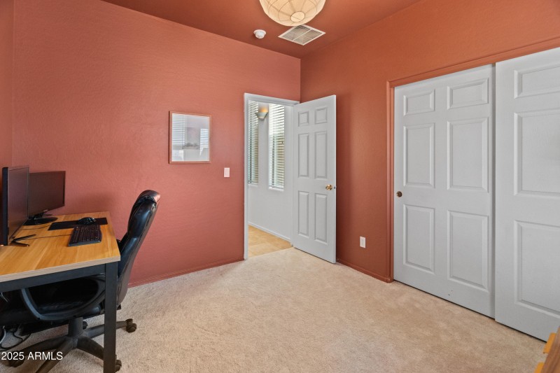 17056 W Bristol Ln-7