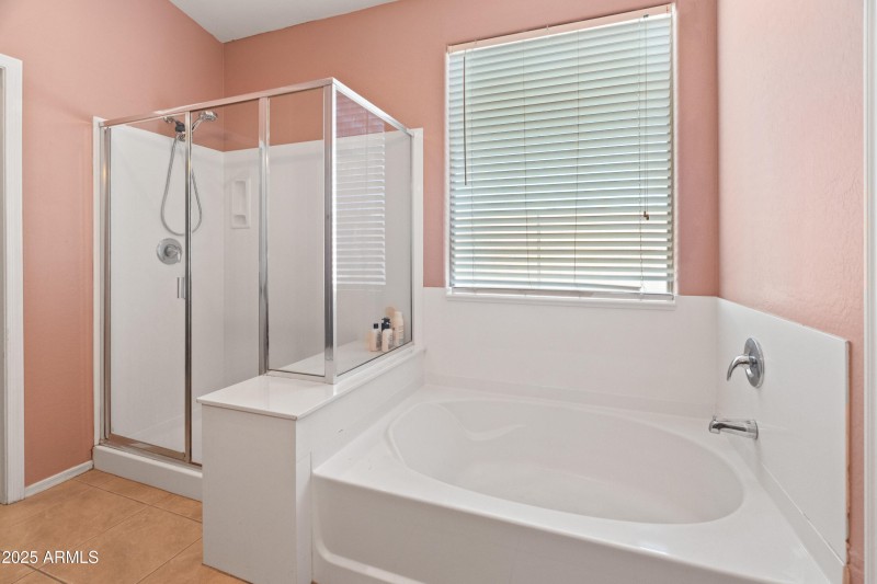 17056 W Bristol Ln-9