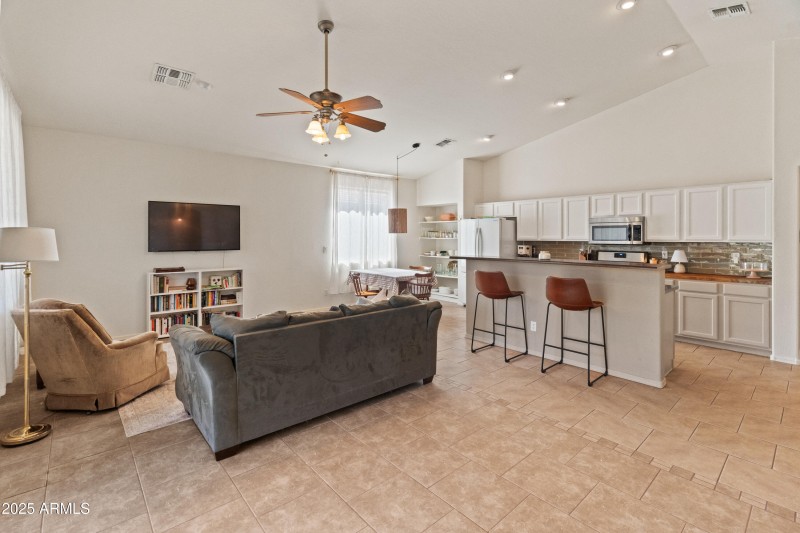 17056 W Bristol Ln-22