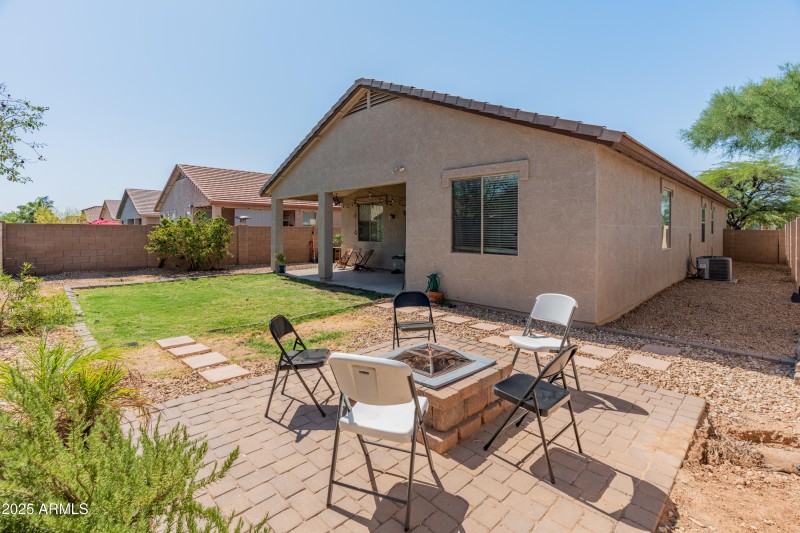 17056 W Bristol Ln-33