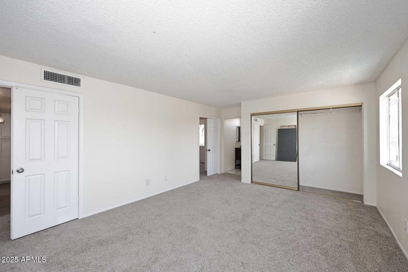 Primary Bedroom2