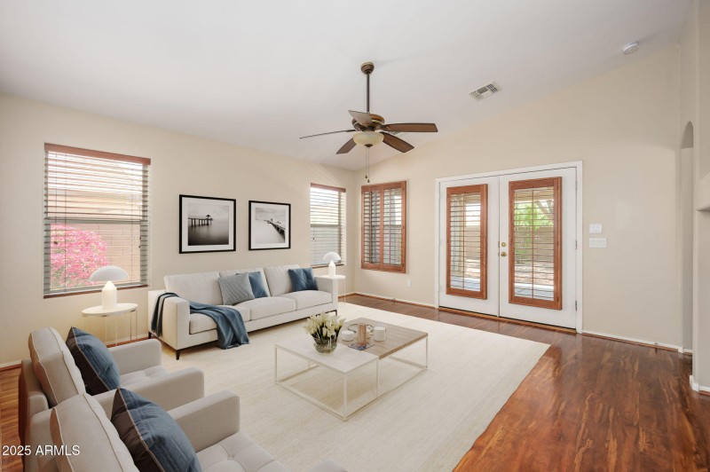 26-web-or-mls-familyroom_final