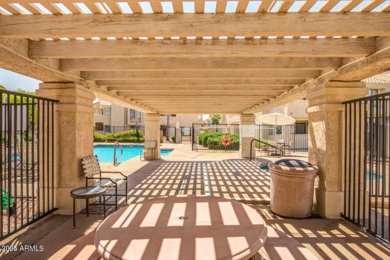 20241003171207816773000000-o