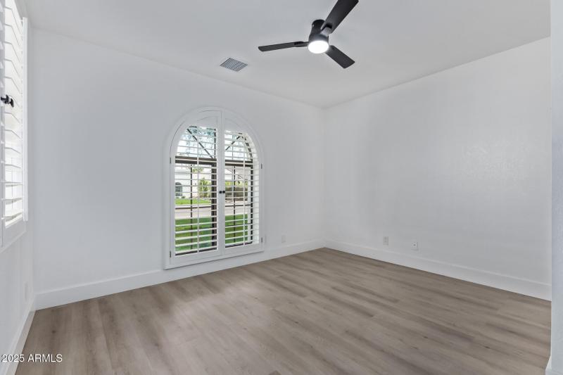 Second bedroom w/shutters