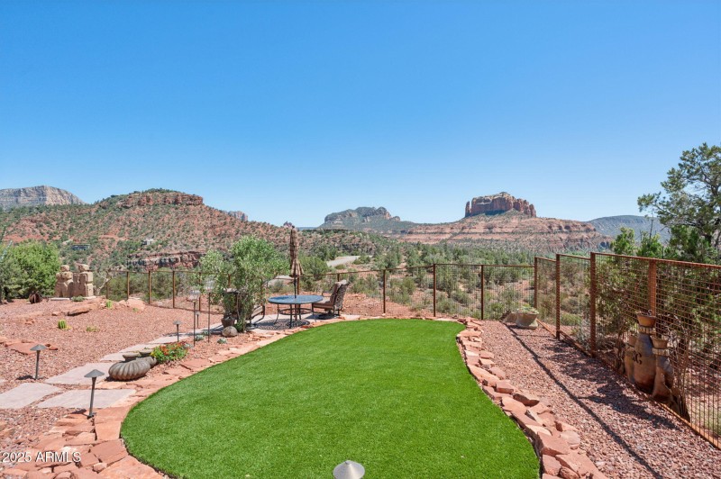 72-web-or-mls-24-jefferson-ct