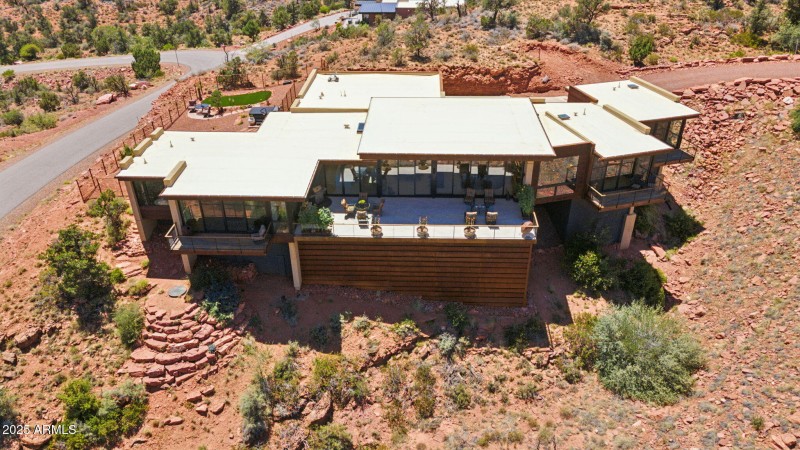 79-web-or-mls-24-jefferson-ct