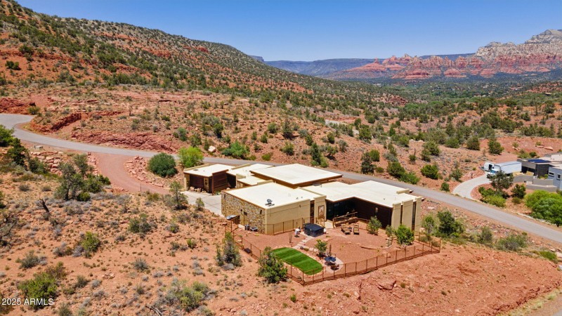 85-web-or-mls-24-jefferson-ct