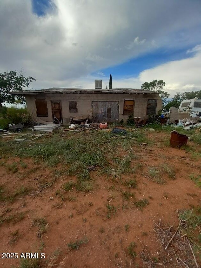 Hwy 80 fixer upper