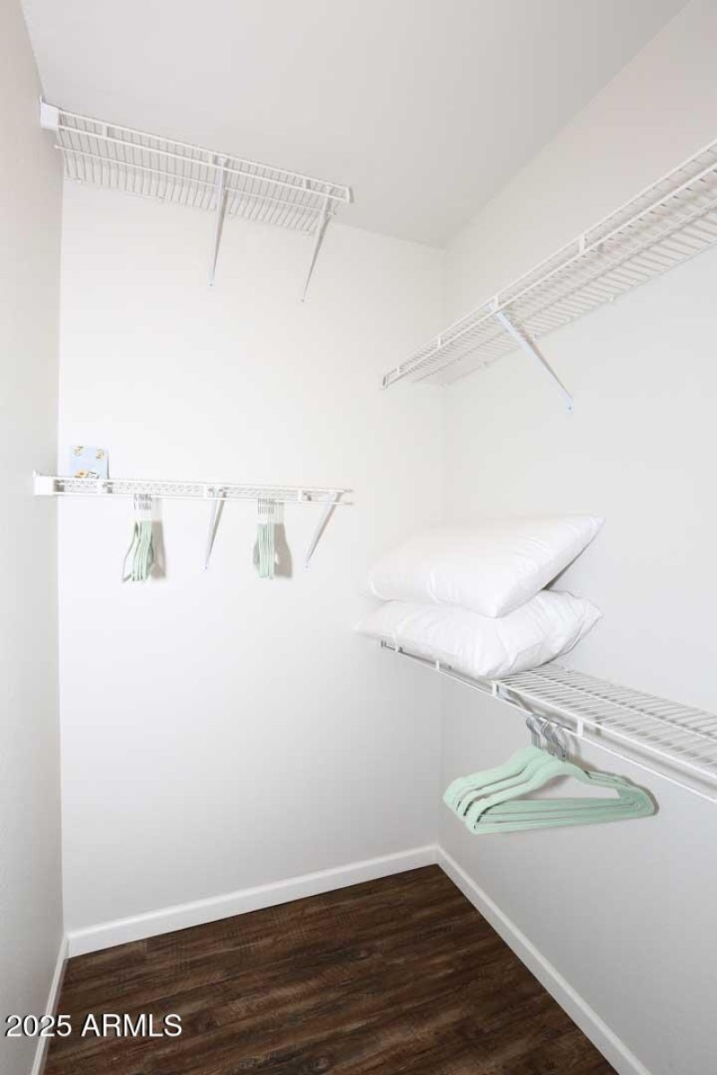 Master Bedroom-Closet