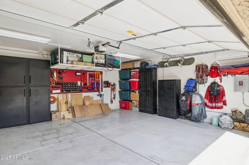 2+ Car Garage w/ A/C2