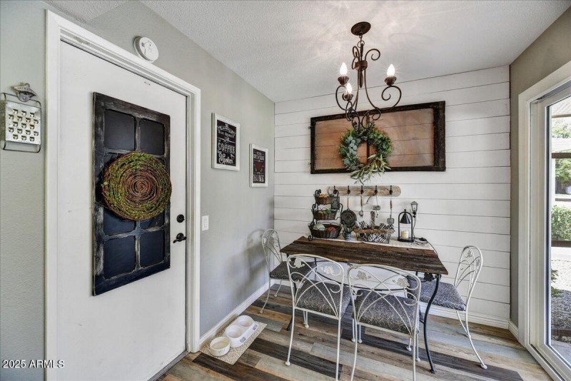 Breakfast Nook