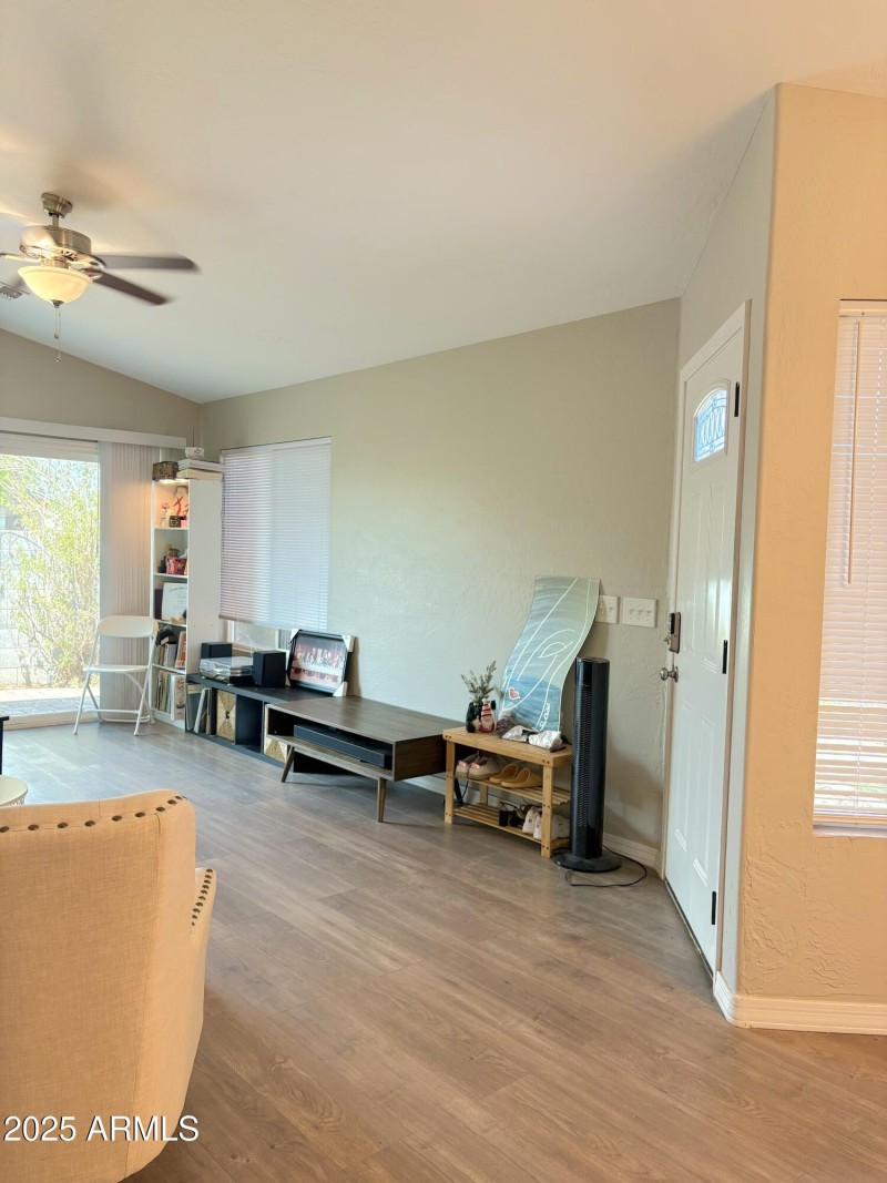 Living room 1