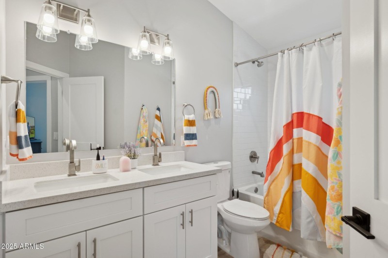 26-web-or-mls-2604-n-27th-st-1