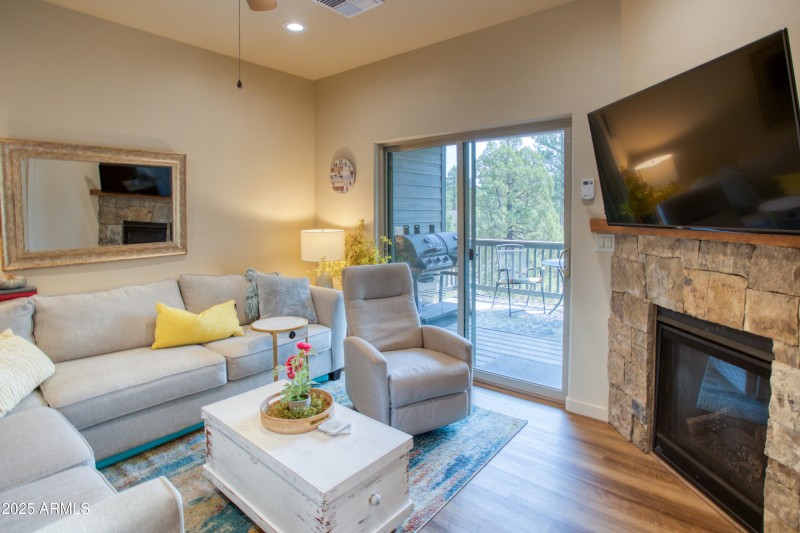 Living Area to Deck
