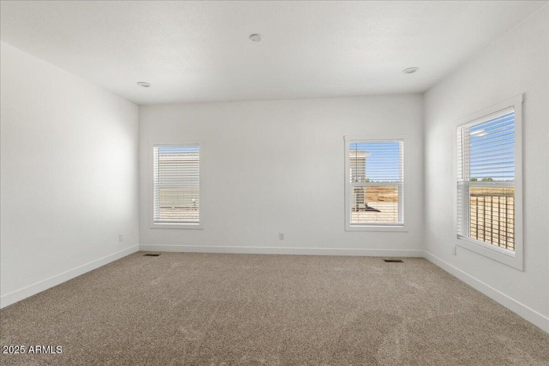 04-Living Room
