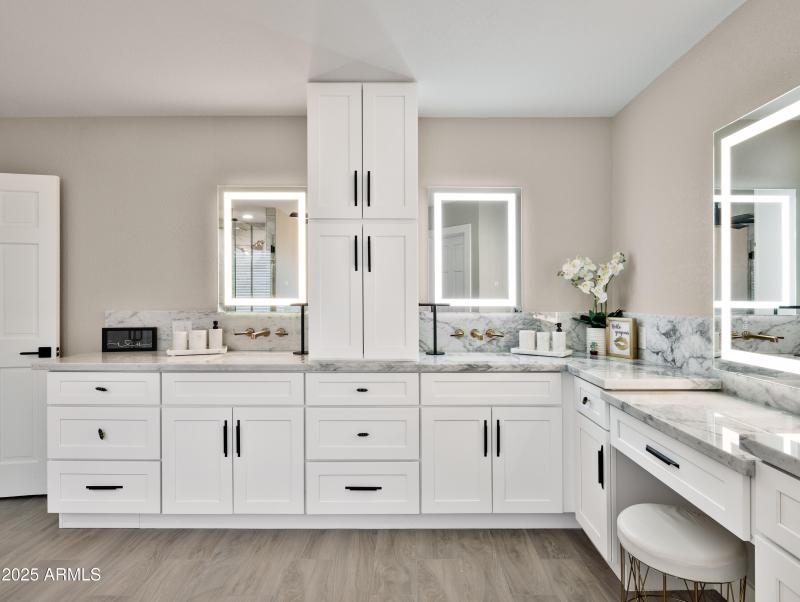 LAKOTKO_11002N52ndSt_WEB-16