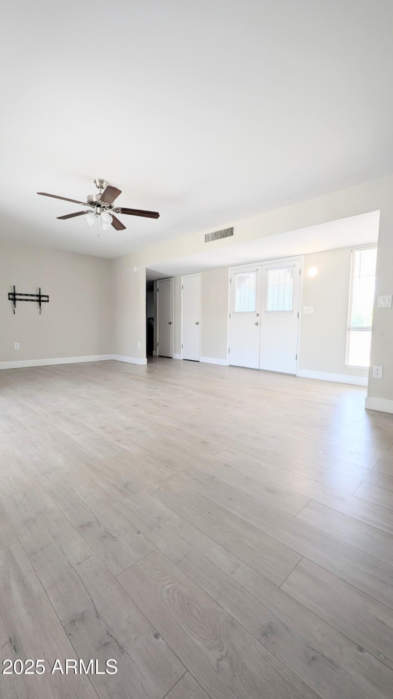 PXL_20250702_191504047.MP~2