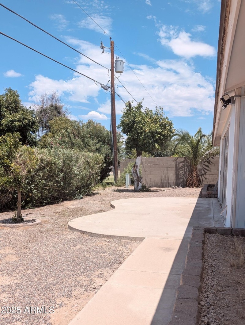 PXL_20250702_201330064.MP~2