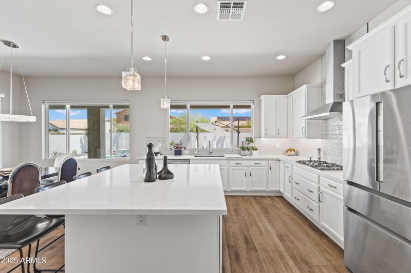 Elegant Kitchen Finishes