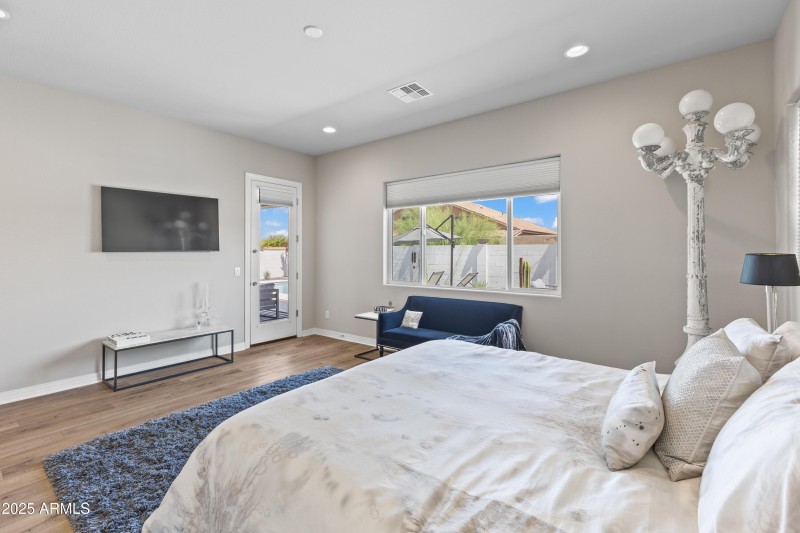 Suite with Pool Access