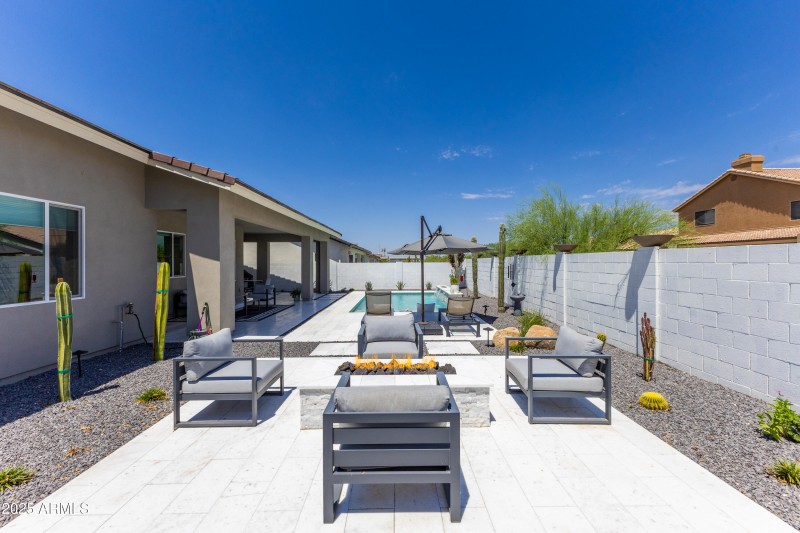 Entertainer’s Backyard